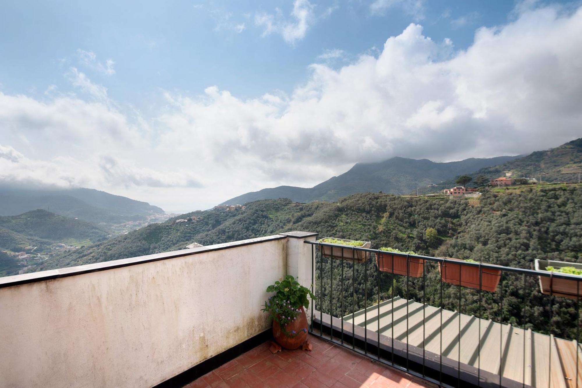 Апартаменты Vignana Con Terrazzo Леванто Экстерьер фото